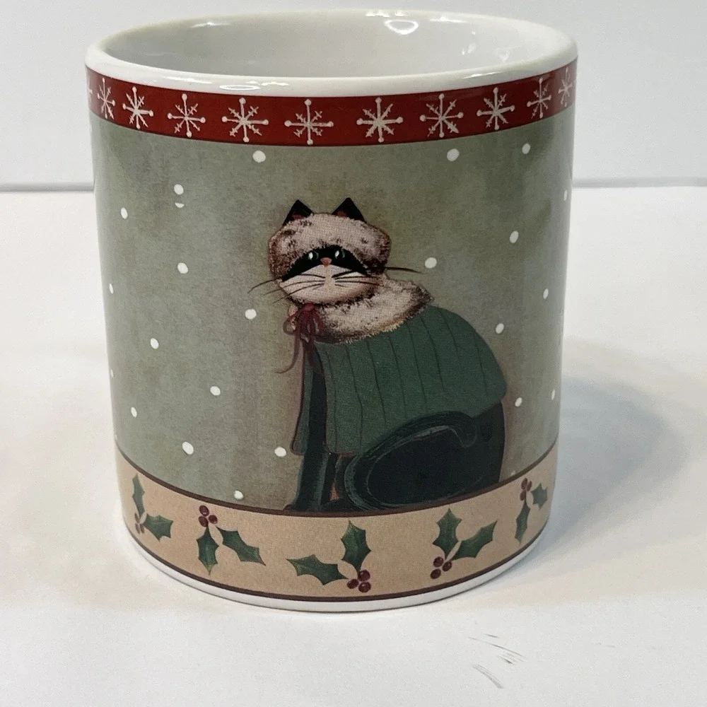 Oneida Holiday Cats Coffee Cup Mug Christmas Fiddlestix Green Sweater Holly Snow